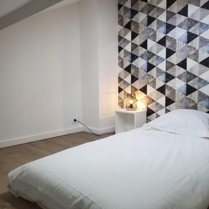 Ferienwohnung L'Atelier B Magnifique Loft Avec Terrasse Privee Saint-Etienne  Exterior foto